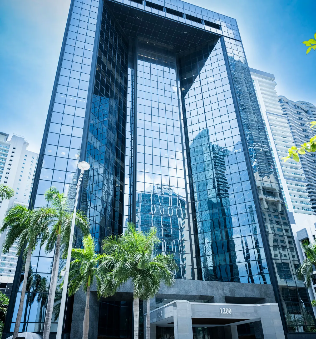 Torres de Brickell Avenue, en Miami, donde se encuentra la oficina de NEXT Legal en Miami